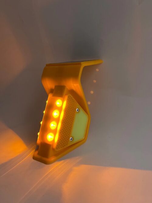 Delimitator Solar Reflectorizant Trapezoidal Rotrafic – Vizibilitate 500m, Twin Support, LED 8mm
